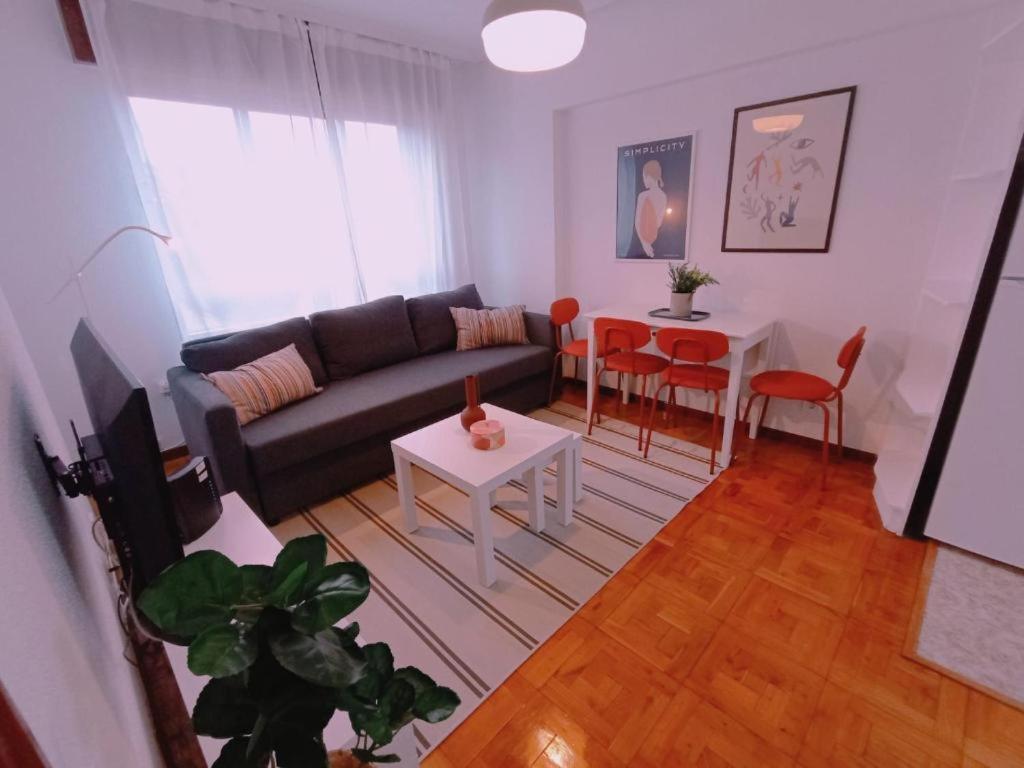 Apartamento Maura 2 Dormitorios Oviedo Eksteriør billede